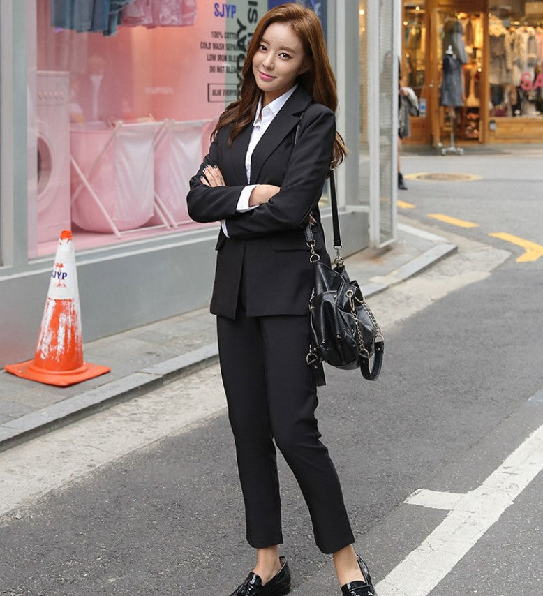 2025 Professional suit women's spring and autumn new small suit OL slim trousers annual meeting clothing emcee host two-piece suit