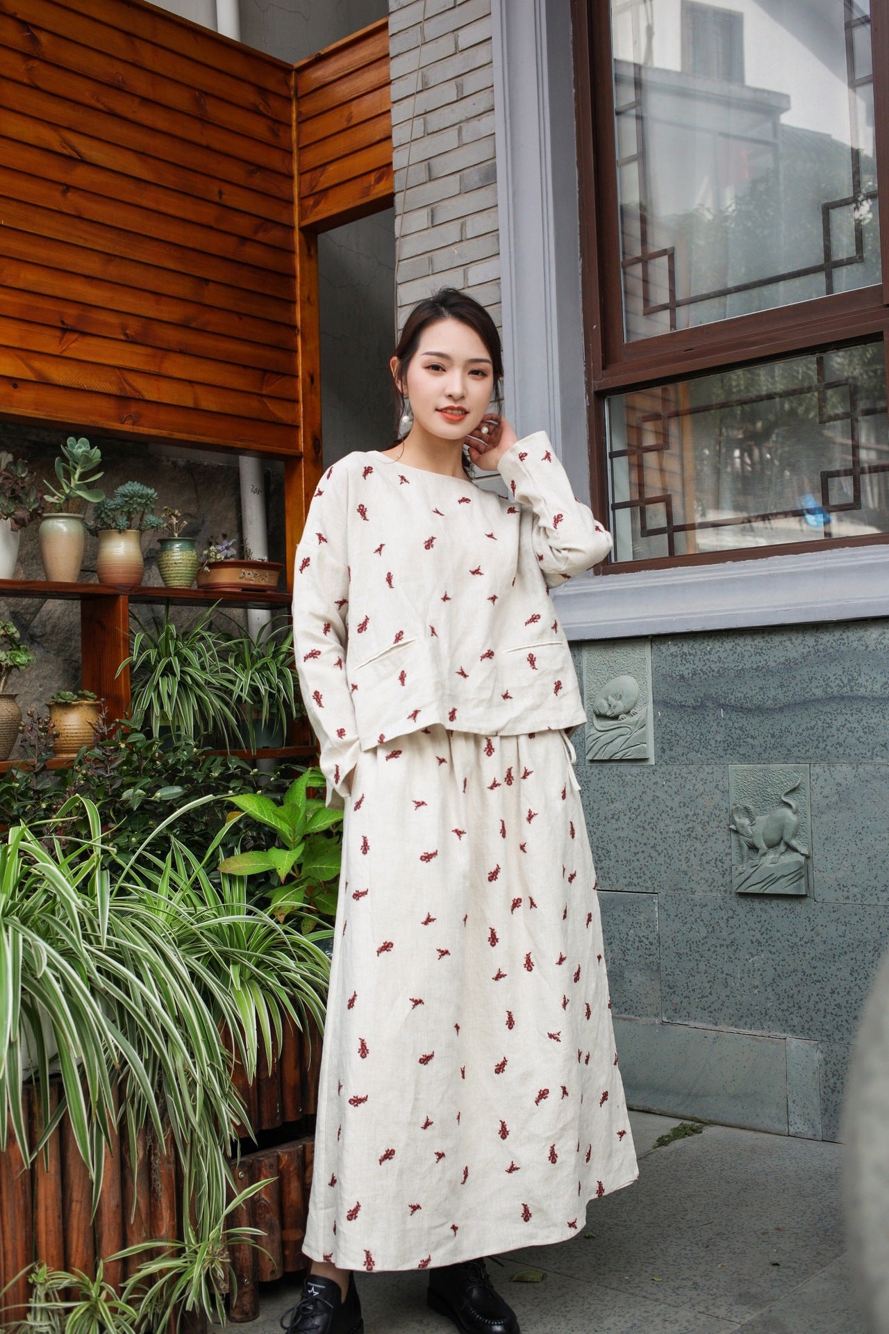 2025 Early autumn rain dew hemp front embroidery with broken pleats elastic waist strap skirt 91016C large skirt elegant