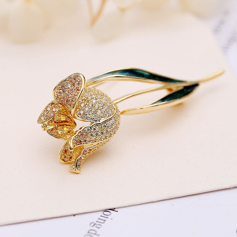 2025 Korean light luxury temperament women's coat pin accessories elegant oil drop brooch color clothing zircon tulip