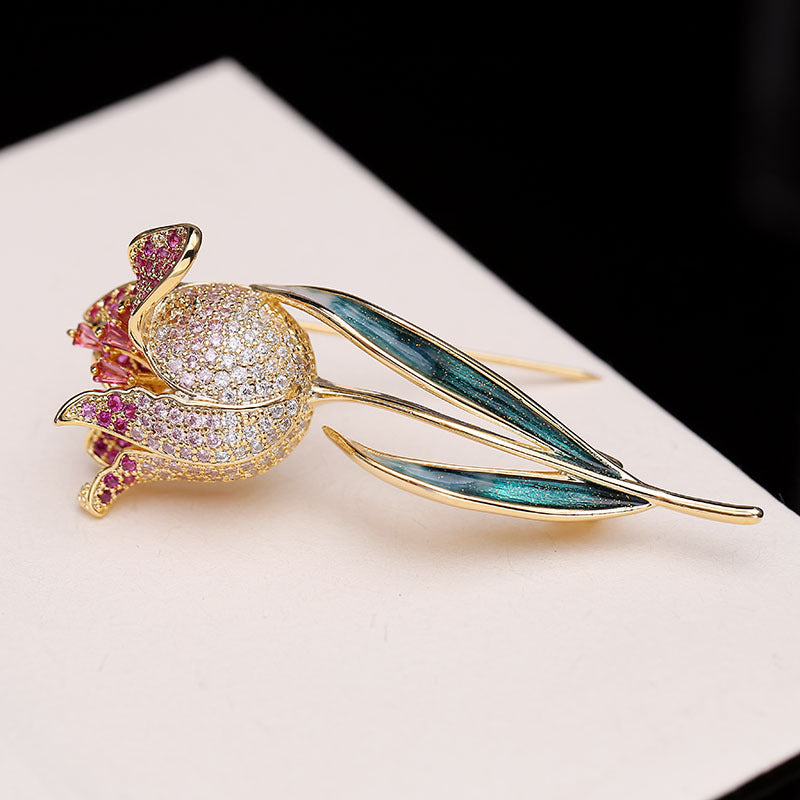 2025 Korean light luxury temperament women's coat pin accessories elegant oil drop brooch color clothing zircon tulip