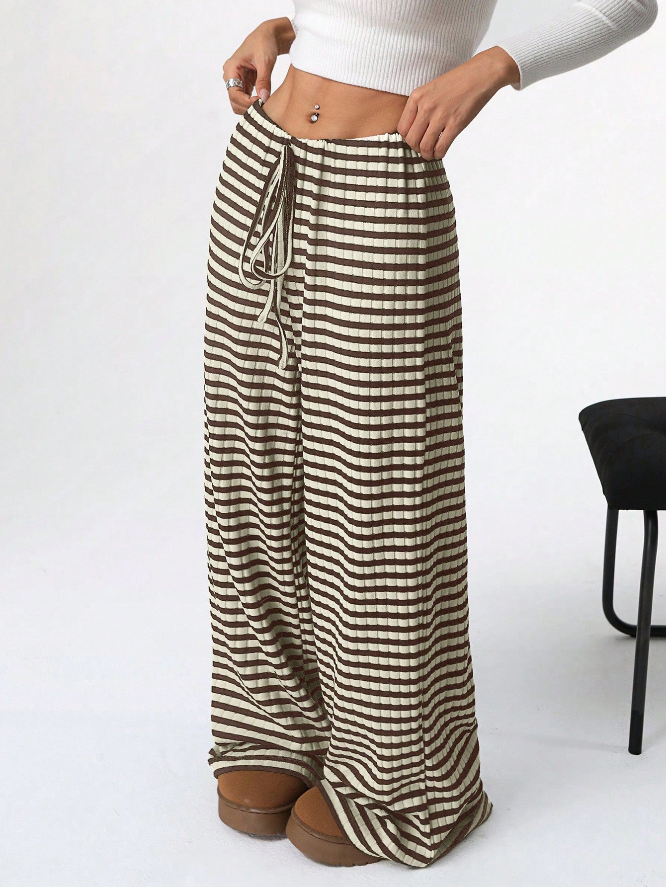 2025 Spring and Autumn New women's clothing new casual striped solid color rubber band pull rope cotton straight pants