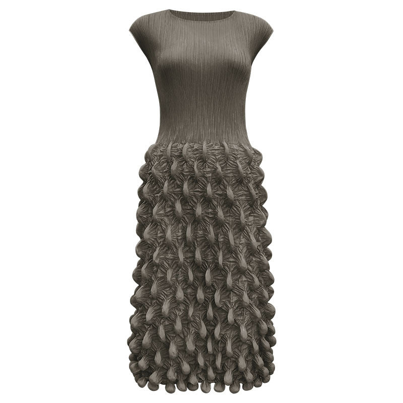 2025 summer new spot bubble pleated long dress slim pleated women's clothing solid color niche handmade sleeveless dress