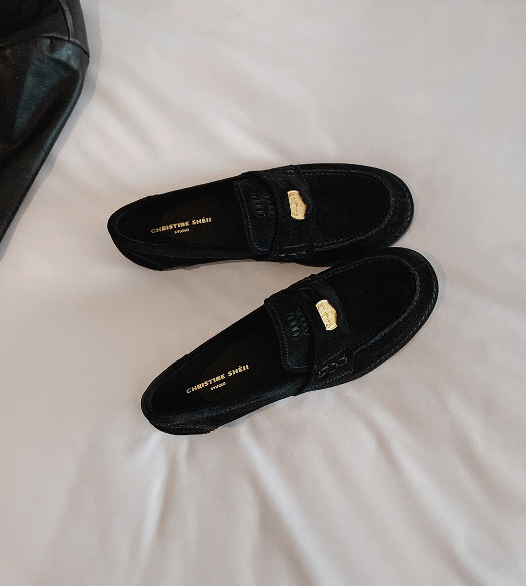 2025 Cowhide version~ Xingshengda shoes make old horse leather retro polished small gold coins thick heel loafers women's small leather shoes