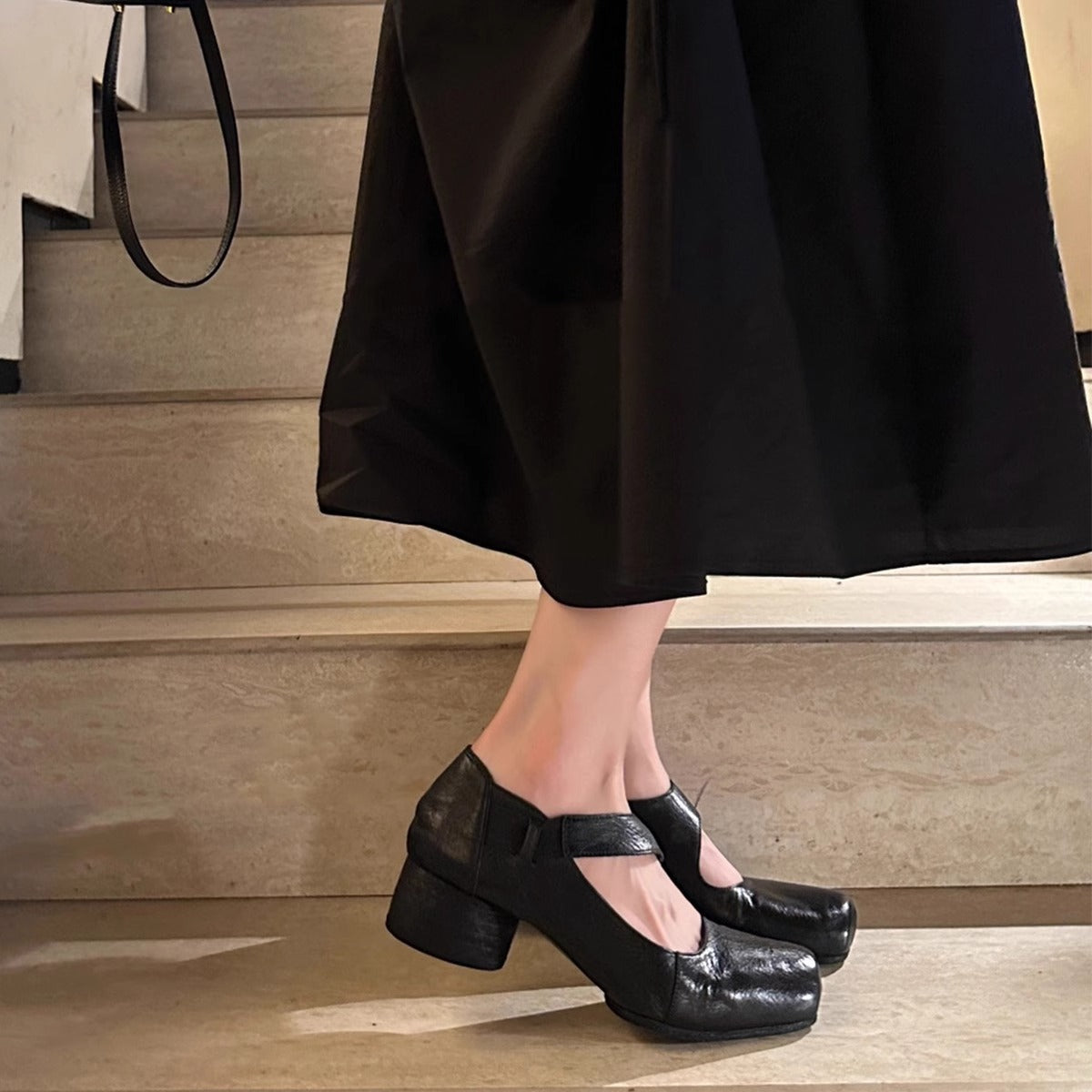 2025 Washed cowhide~ Retro leather square head pig nose thick heel single shoes women's British style small leather shoes medium heel ballet shoes