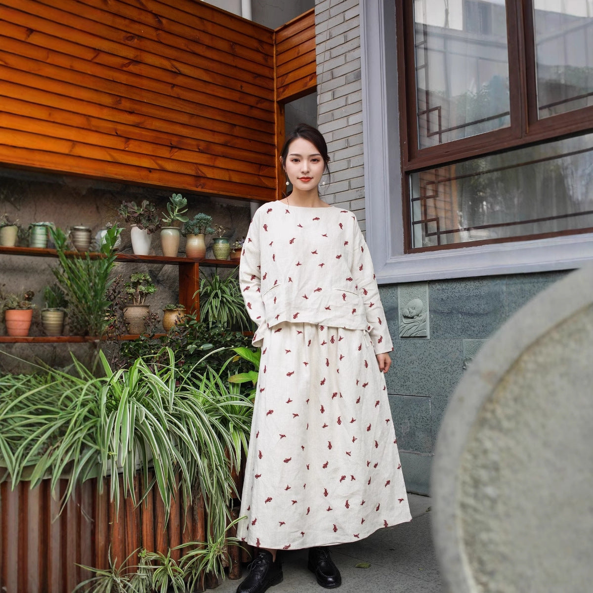 2025 Early autumn rain dew hemp front embroidery with broken pleats elastic waist strap skirt 91016C large skirt elegant