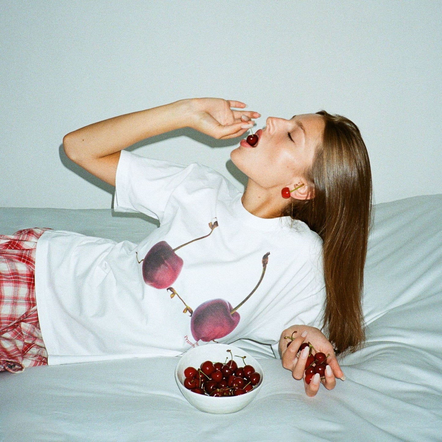 2025 fashion New cherry creative printing T-shirt spring and summer new ins style casual versatile loose top