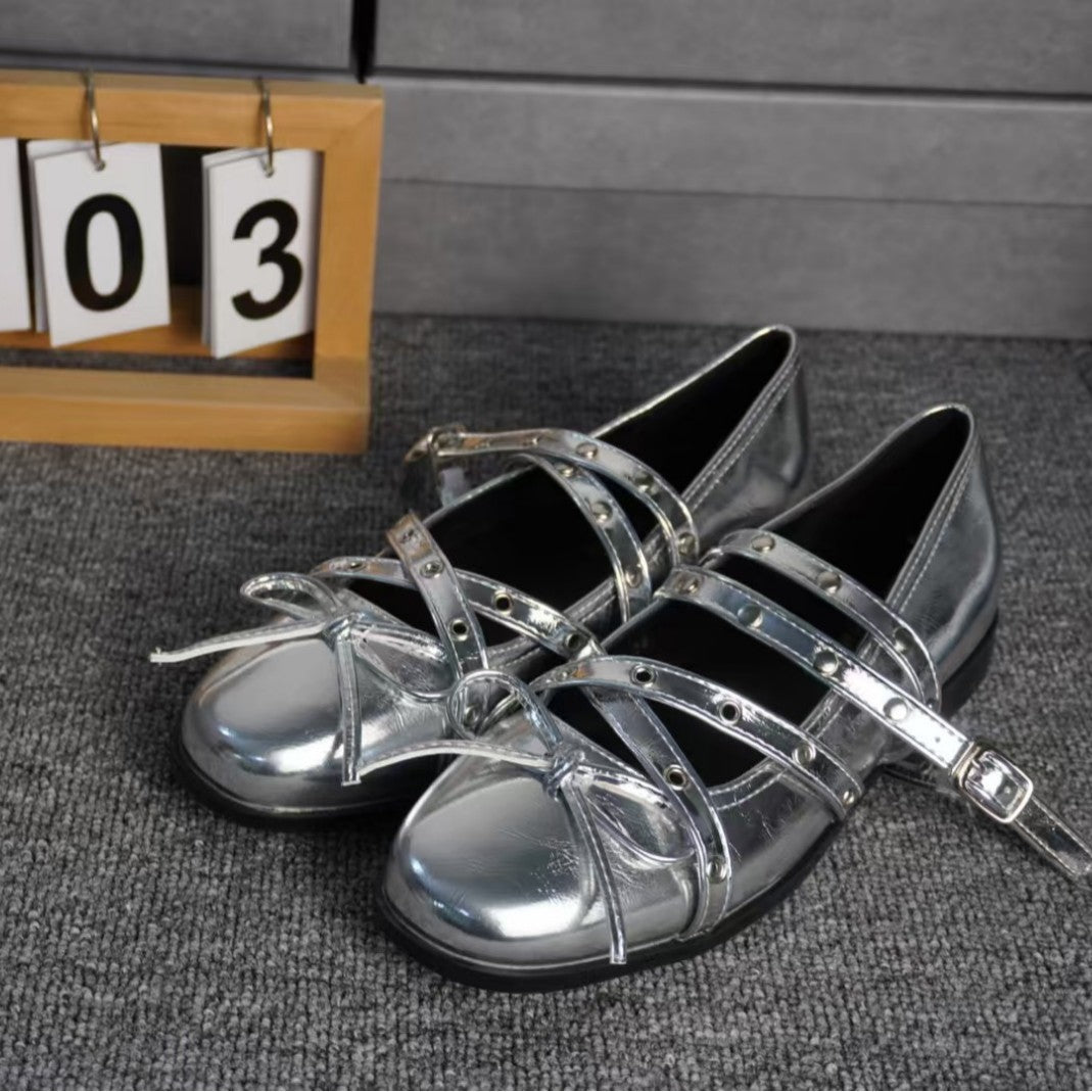 2025 Sheepskin version~ Silver bow small single shoes women's 2025 autumn leather retro light mouth rivet ballet flats
