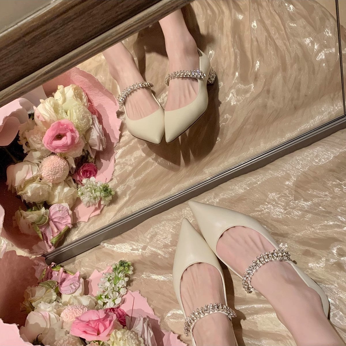 2025 Sheepskin version~ Grape mother, the same elegant small pointed sparkling diamond with versatile leopard print light mouth Mary Jane single shoes women