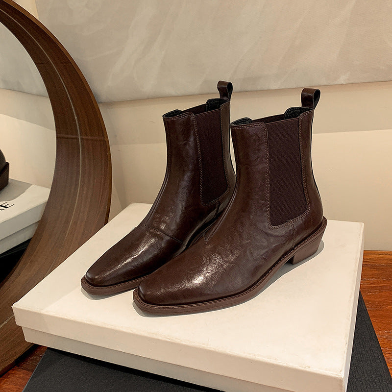 2025 Cowhide version~ 2025 autumn and winter new pointed one-pedal Chelsea short boots fashion British thick heel Martin boots women