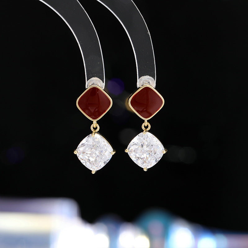 2025 Stylish retro geometric stud earrings autumn and winter simple enamel drip glaze earrings Ankola red sugar cube zircon earrings
