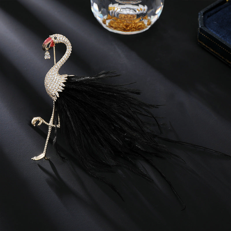 2025 High-grade pink feather flamingo brooch exquisite high-grade corsage temperament suit coat personality creative pin