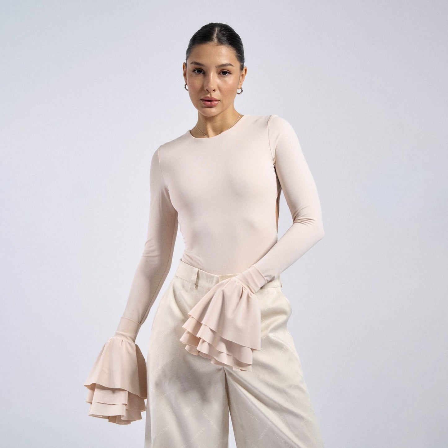 2025 New sexy wind backless tight onesie women's pure desire for spring new lotus leaf sleeve onesie high sense