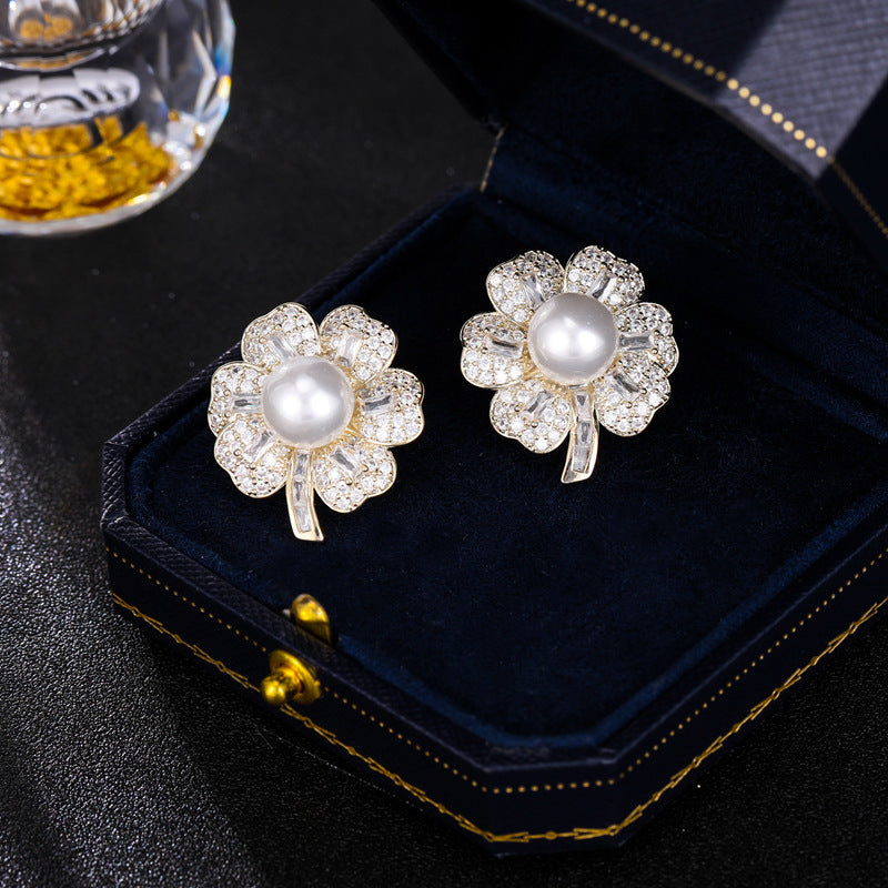 2025 Light luxury fashion s925 silver needle earrings wholesale super fairy Popular atmosphere advanced sense zircon flower pearl big stud earrings