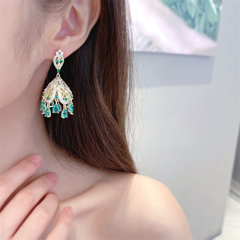 2025 court style exaggerated atmosphere heavy earrings s925 silver needle zircon inlaid high-grade chandelier wind chime earrings