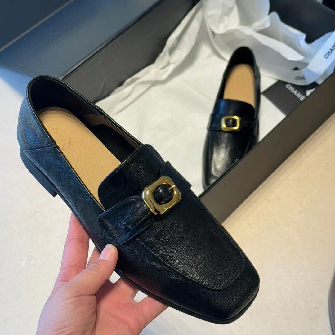 2025 Cowhide version~ Grape mother, the same British style can be stepped on with a gold buckle and a foot pedal, versatile loafers, women's small leather shoes