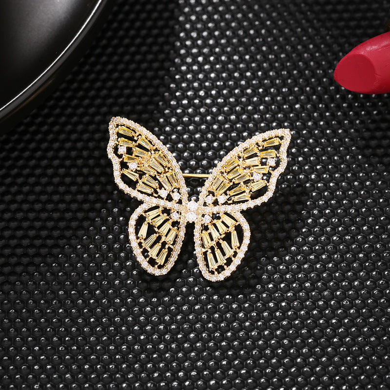 2025 Niche design sense Korean version fashion suit fixed cardigan pin silk scarf buckle hollow zircon inlaid butterfly brooch