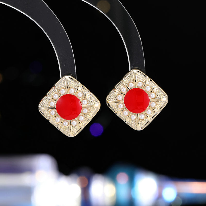 2025 S925 silver needle geometric rhombus stud earrings fashionable and simple square pearl-set earrings women's exquisite and small Korean version earrings