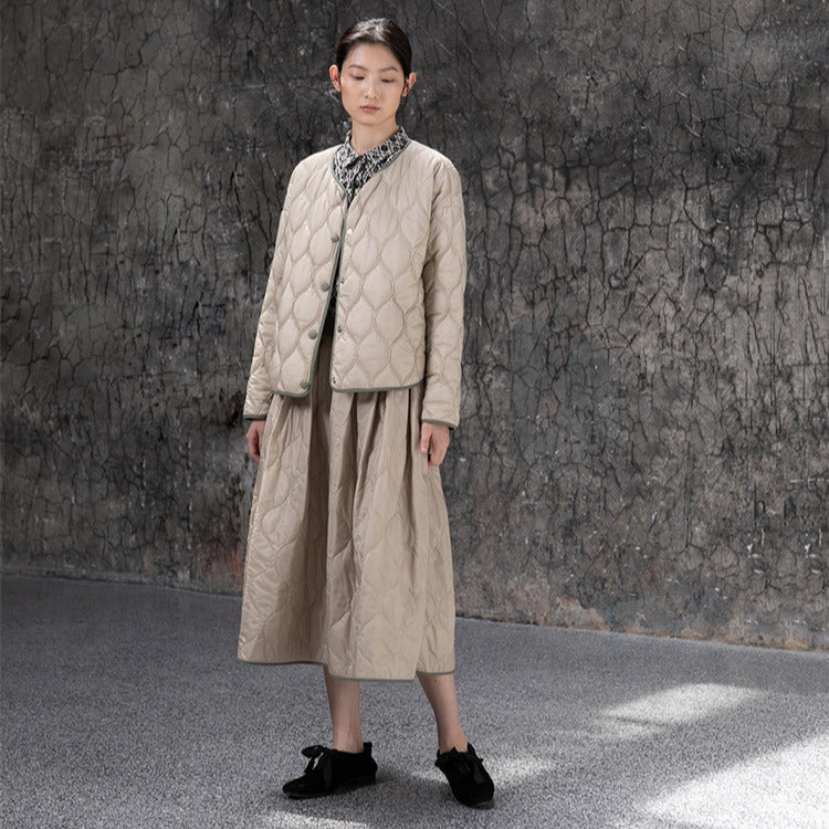 2025 Cotton clothes short women, literary and artistic two-piece set, warm and light top 211111-A swing skirt 211110