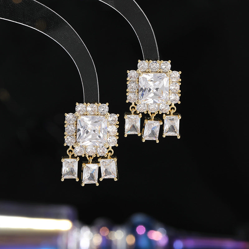 2025 Japan and Korea s925 silver needles slightly inlaid with zirconium square stud earrings fashion personality geometric earrings female Internet celebrities trend versatile models