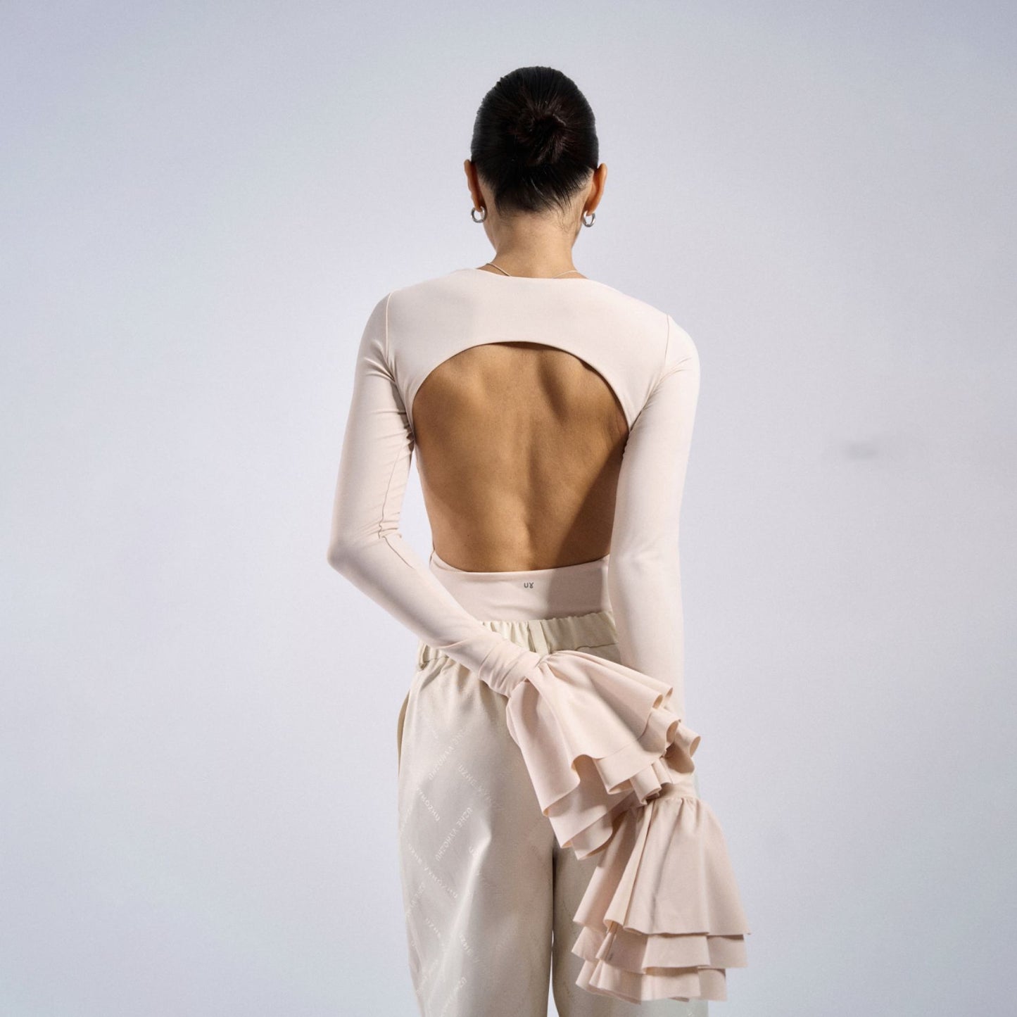 2025 New sexy wind backless tight onesie women's pure desire for spring new lotus leaf sleeve onesie high sense