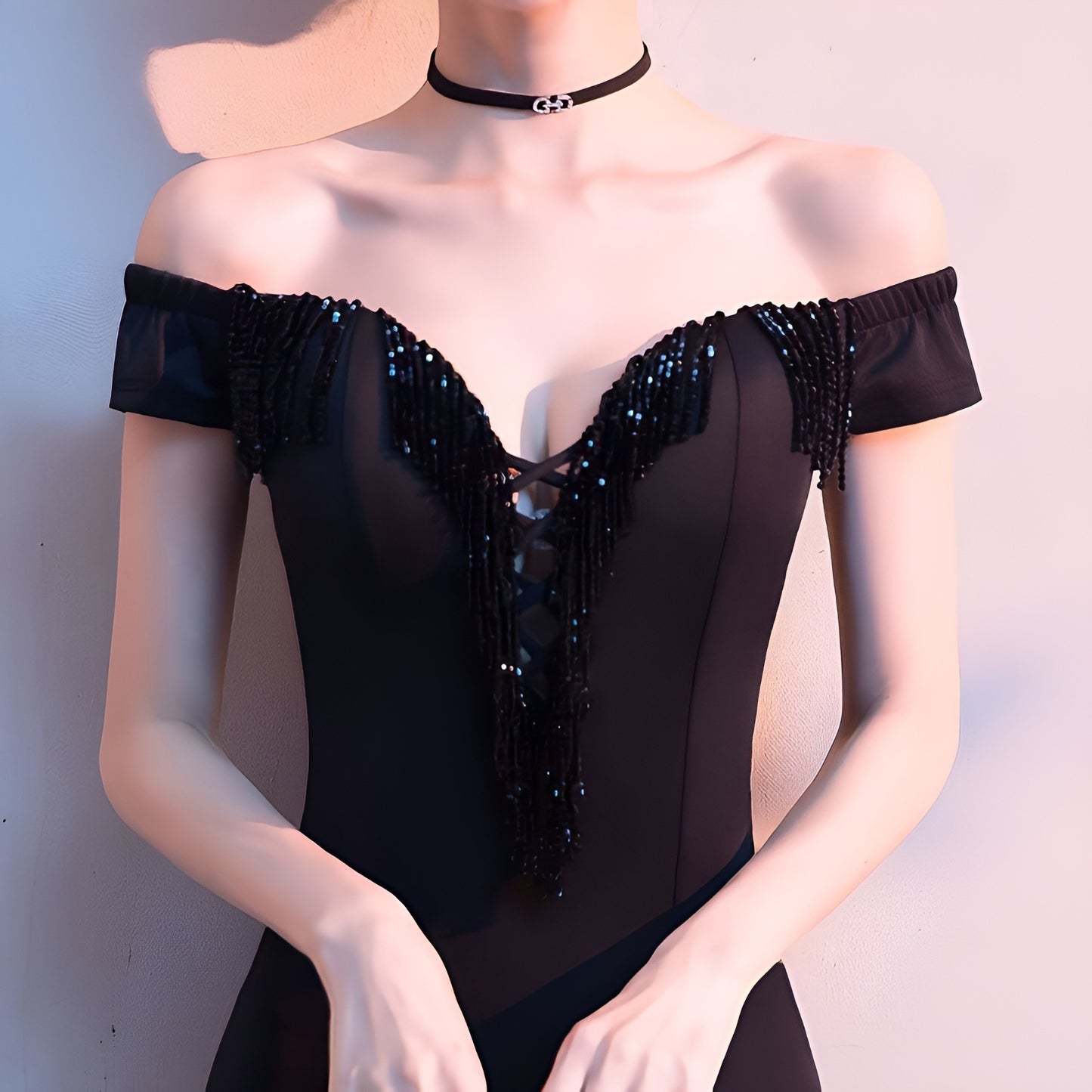 2025 Evening dress women's one-word shoulder high-end temperament socialite banquet dinner Hepburn style tube top side split fork long dress