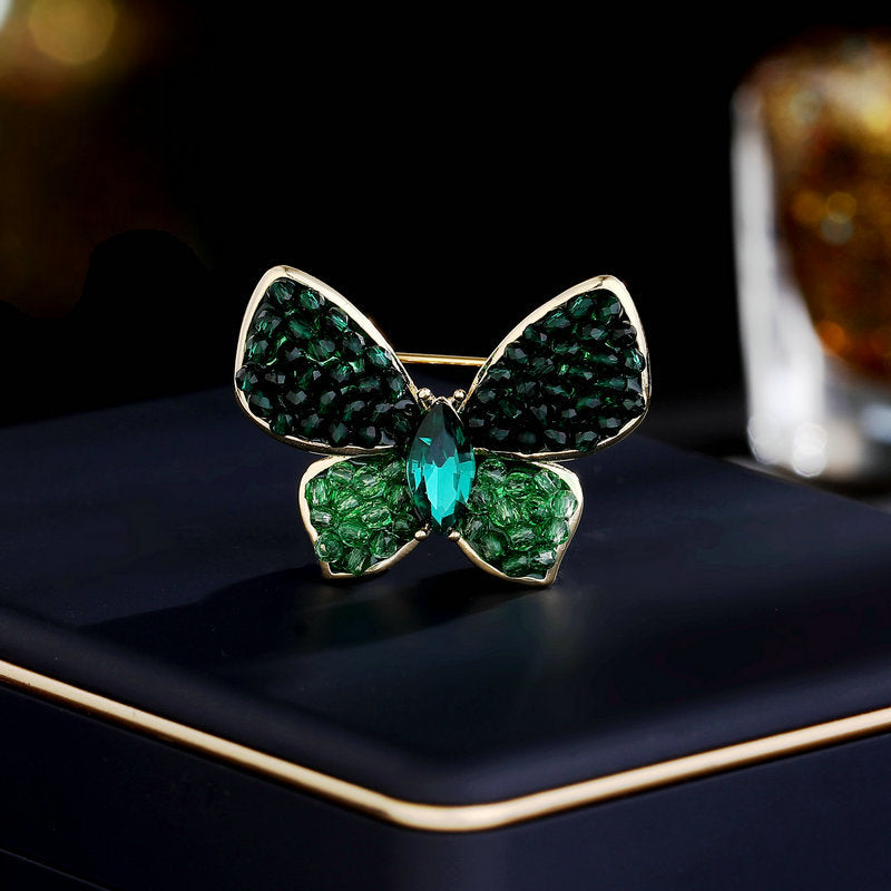 2025 New clothing jacket suit corsage cardigan anti-light fixed clothes pin retro national style butterfly small brooch
