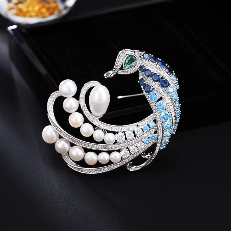 2025 National style natural freshwater pearl peacock brooch retro luxury atmospheric corsage fashion light luxury suit coat accessories