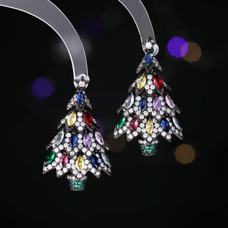 2025 Winter personalized design Christmas tree zircon earrings s925 silver needle exaggerated atmosphere court style retro earrings