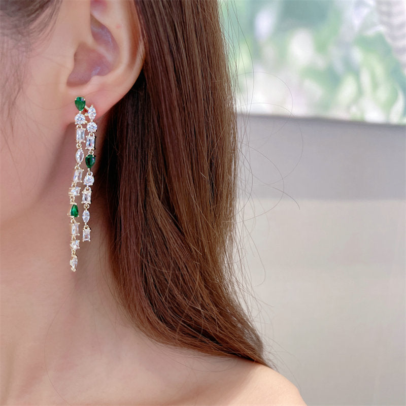 2025 Fashion temperament ear jewelry wholesale geometric super flash large zircon inlay modified face new tassel earrings