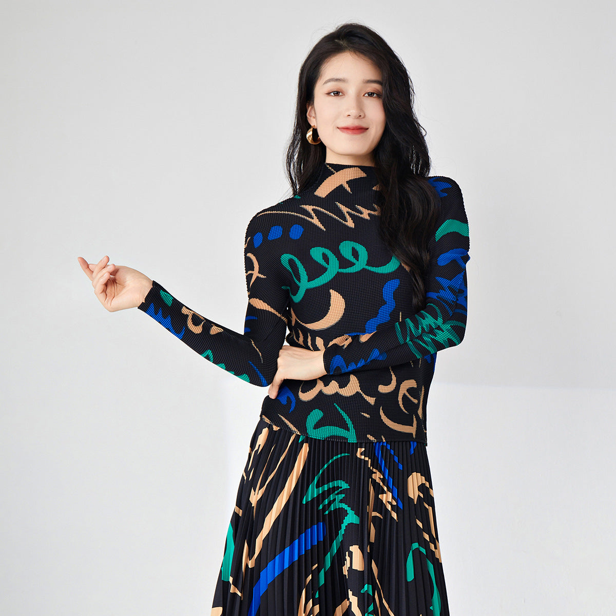 2025 women's t-shirt top Nanyou high-end women's clothing wholesale high-end fashion printed slim-fitting long-sleeved top