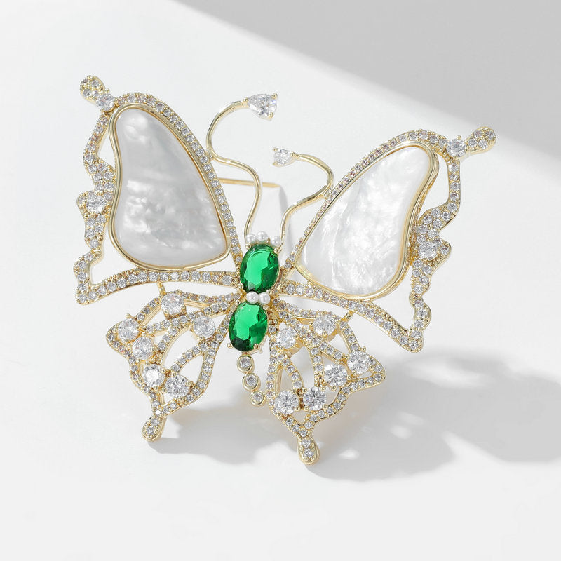 2025 New high-end natural mother shell brooch light luxury elegant Chinese style emerald zircon inlaid butterfly brooch