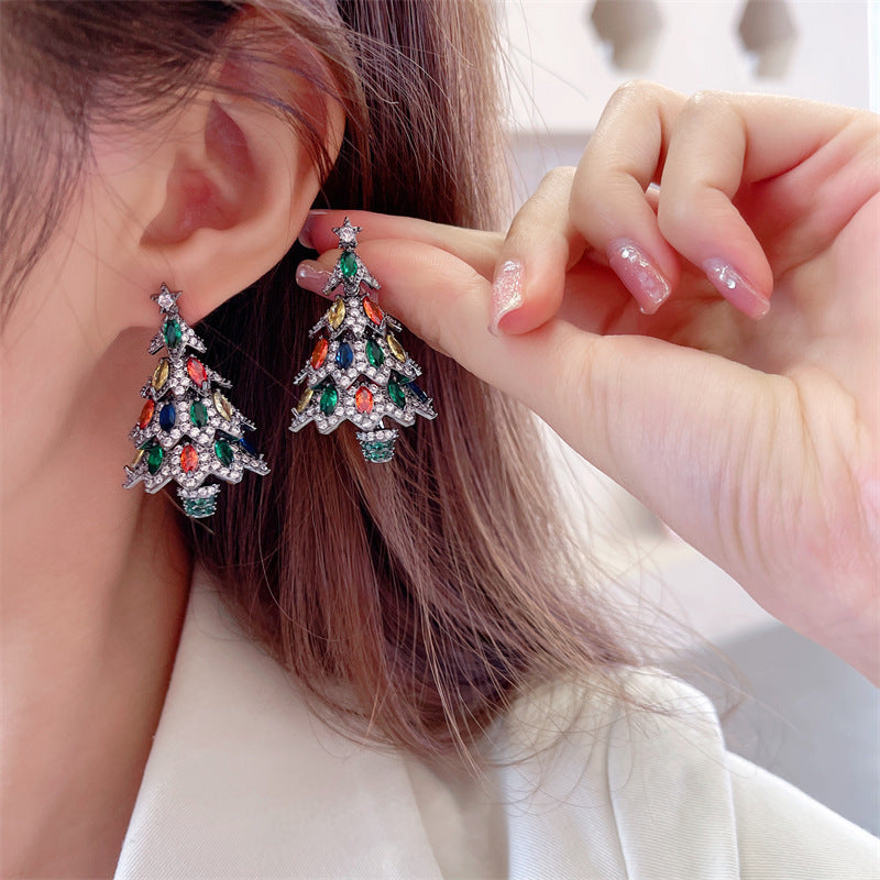2025 Winter personalized design Christmas tree zircon earrings s925 silver needle exaggerated atmosphere court style retro earrings