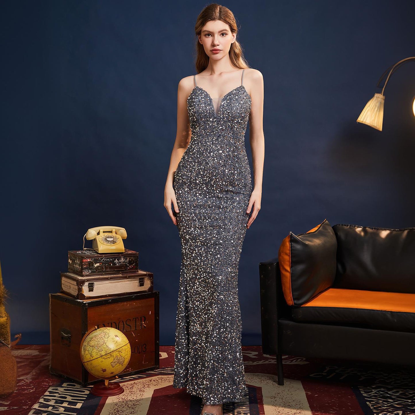 2025 Evening dress female high-end high-end celebrity style thin banquet temperament host sequined fishtail long dress