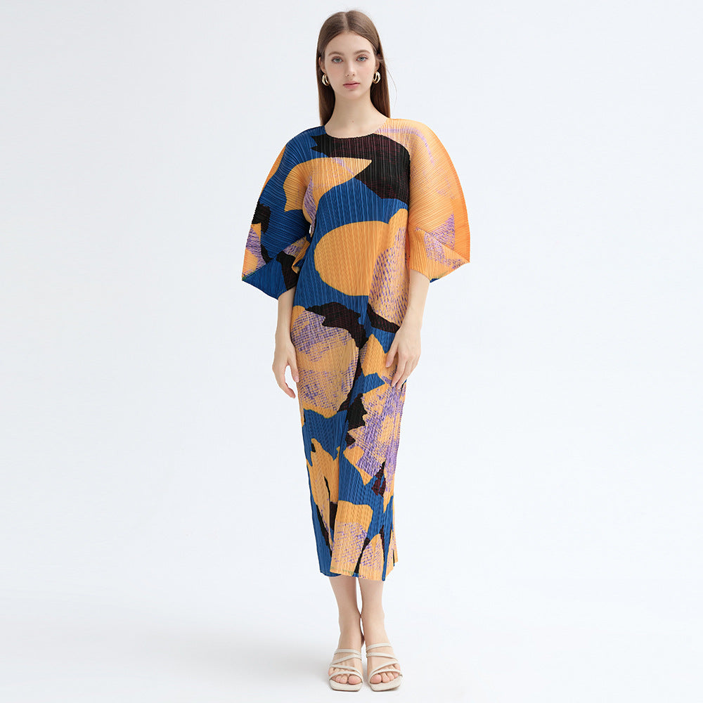 2025 Miyake new geometric printing seven-quarter sleeve round neck loose Korean version dress women's pleated temperament A-shaped skirt