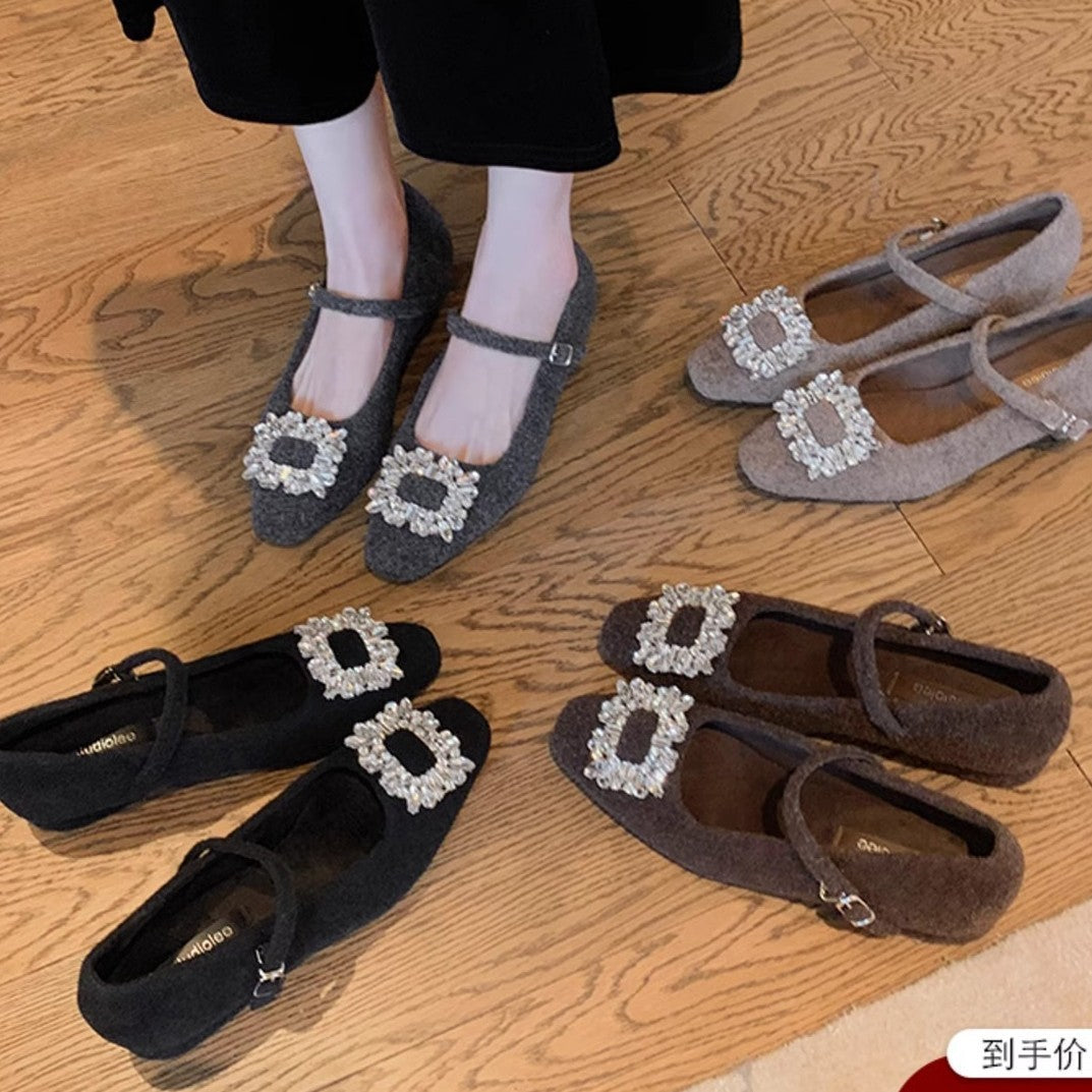 2025 Grape mother has the same diamond buckle with a word in the small square head velvet with warm woolen thick heel Mary Jane single shoes women