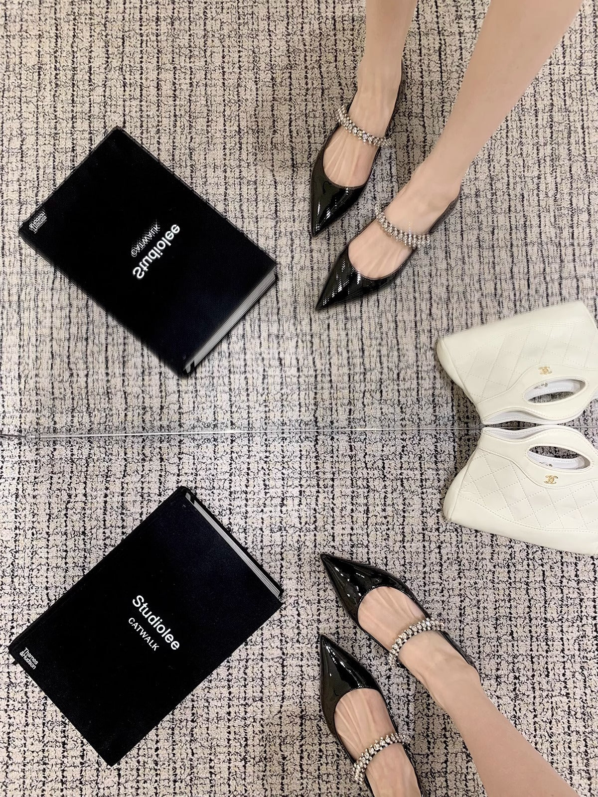 2025 Sheepskin version~ Grape mother, the same elegant small pointed sparkling diamond with versatile leopard print light mouth Mary Jane single shoes women