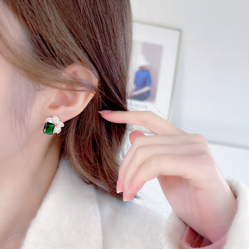 2025 Light luxury high-end earrings women's s925 silver needle temperament elegant fashion micro-inlaid zircon niche leaf square stud earrings