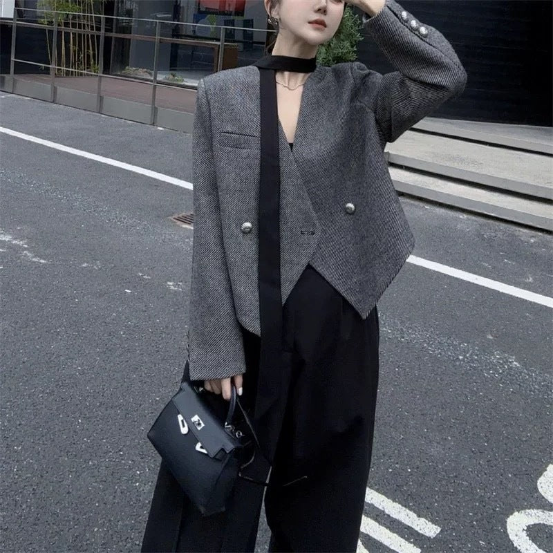 High-end streamer blazer women's autumn new design niche single-breasted short casual and thin suit