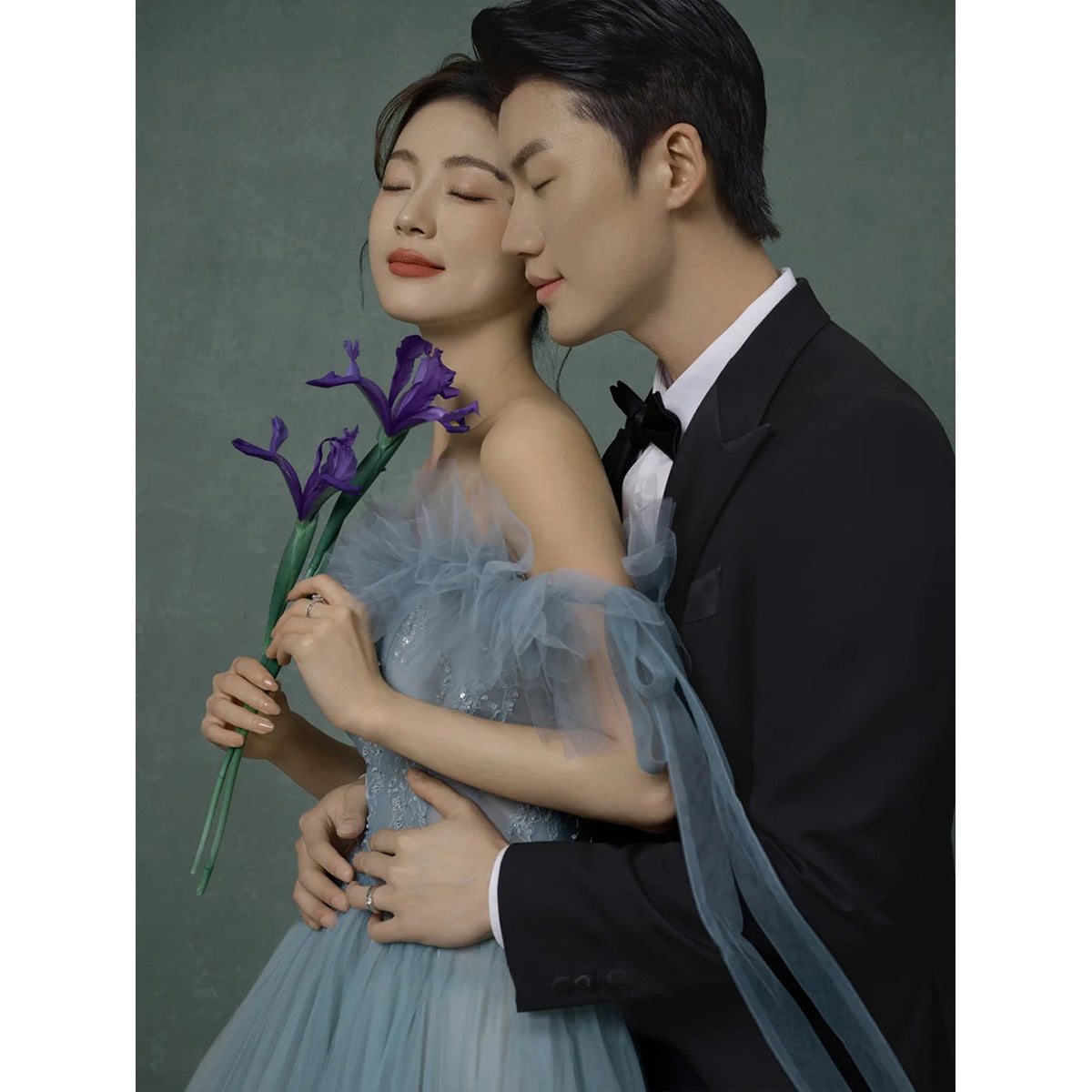 2025 new studio wedding dress Mori color photography fashionable and beautiful super fairy mesh theme sweet fluffy dress