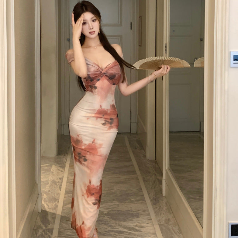 2025 Celebrity women's clothing new sexy one-word shoulder mesh printing slim and thin bag arm fishtail banquet dress skirt