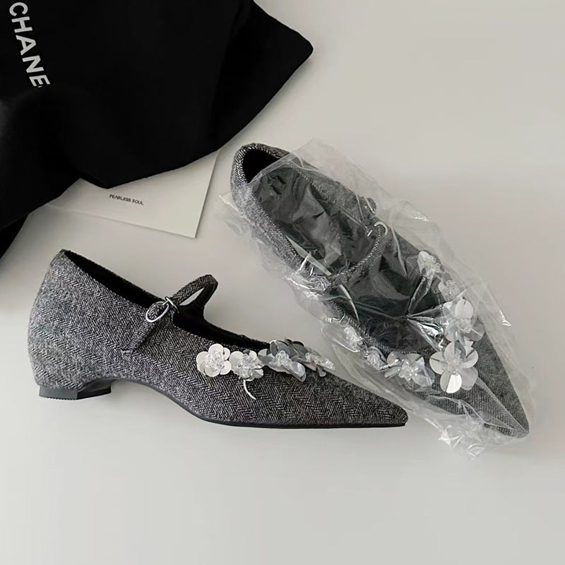 2025 Sheepskin version~ Japanese pointed flower flat shoes sequins 25 new cold smoke one-word buckle Mary Jane ladyshoes
