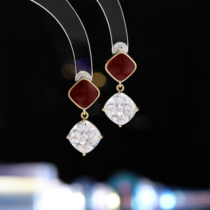 2025 Stylish retro geometric stud earrings autumn and winter simple enamel drip glaze earrings Ankola red sugar cube zircon earrings