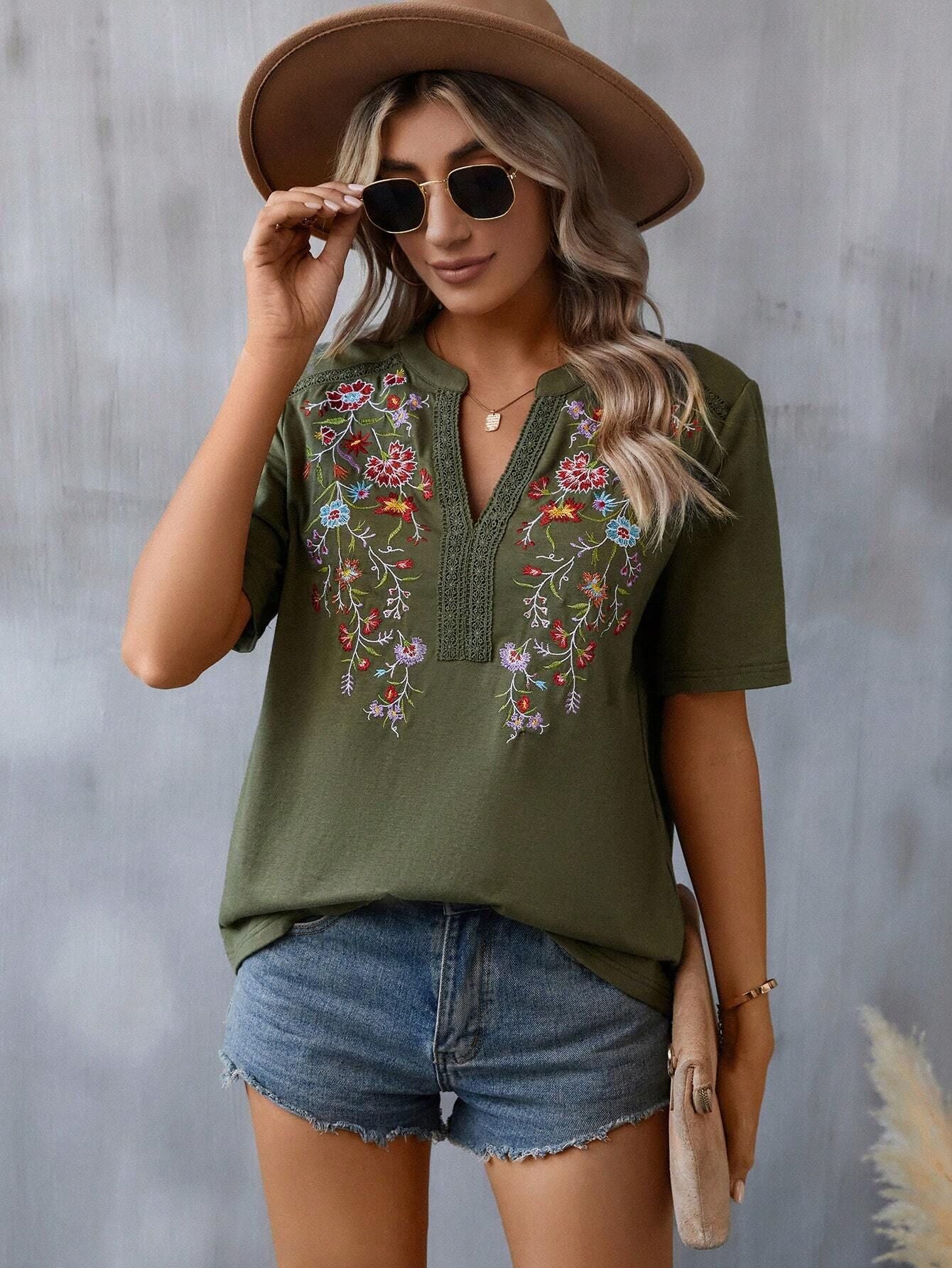 2025 Popular, , New summer new fashion 10,000-needle embroidered splicing lace lace top women's T