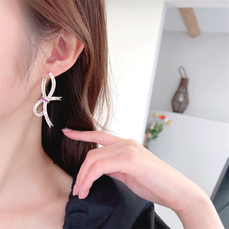 2025 elegance temperament light luxury high-end earrings niche design super fairy temperament zircon bow streamer earrings