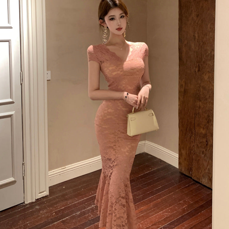 2025 Celebrity women's clothing spring and summer new lace short-sleeved fishtail thin bag arm slim dress small dress