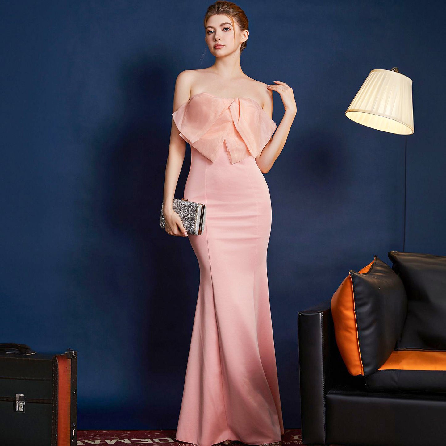 2025 Evening dress female sexy slim banquet host model evening temperament thin tube top long fishtail dress