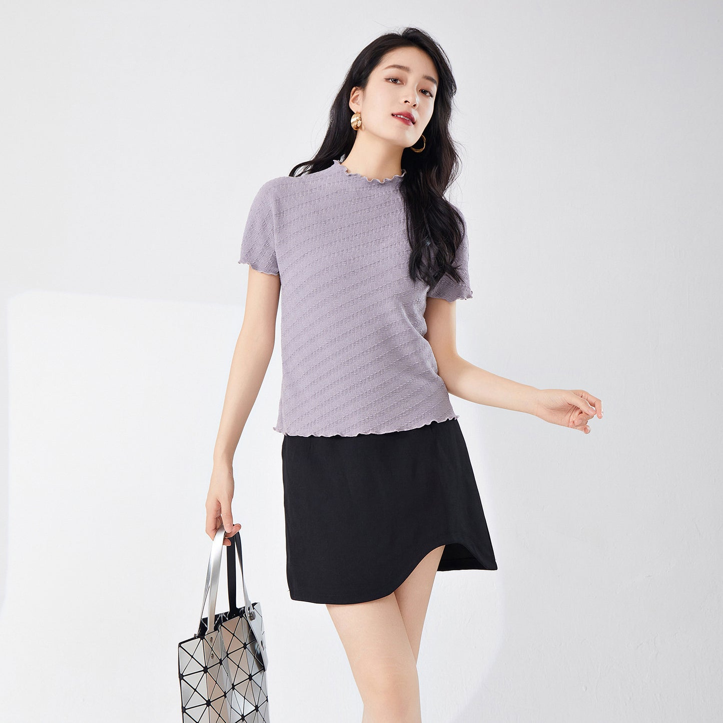 2025 Women's hot-selling short-sleeved T-shirt summer temperament semi-turtleneck slim-fitting and thin commuting simple versatile pleated top