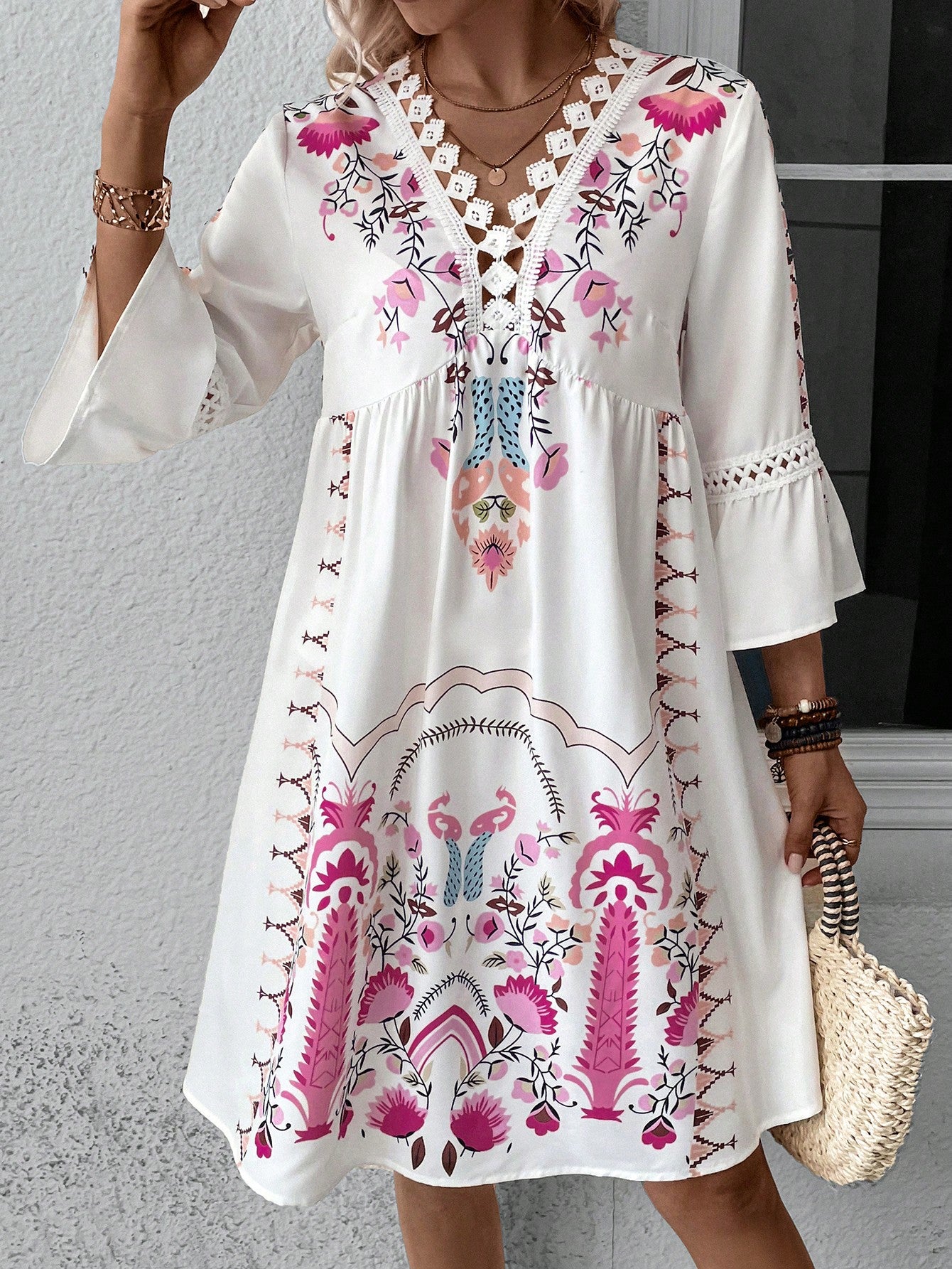 2025 Popular, , New women's clothing, summer new V-neck lace splicing casual versatile printed dress
