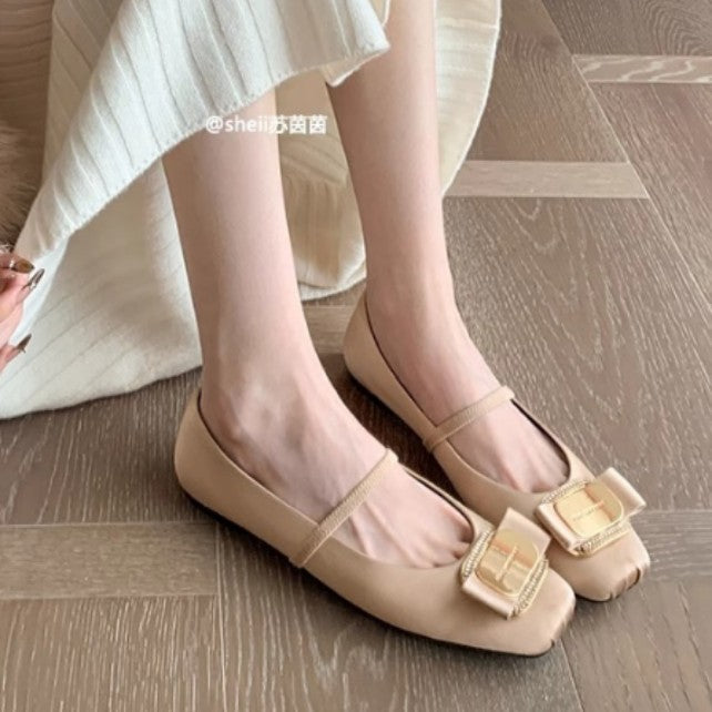 2025 Spot sheepskin version~ New niche pig nose drill buckle silk satin Mary Jane ballet flats women's single shoes
