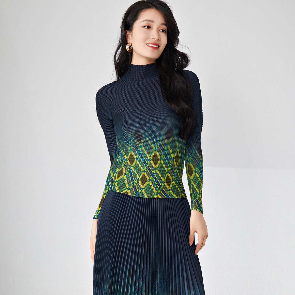2025 women's t-shirt top Nanyou high-end women's clothing wholesale high-end fashion printed slim-fitting long-sleeved top